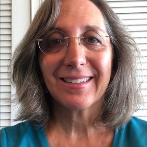 Meet your Posher, Eleni